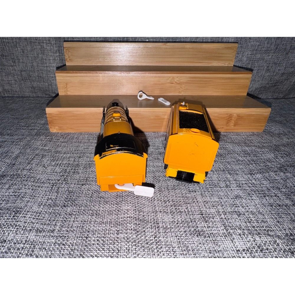 Tomy TrackMaster Murdoch Orange Steam Engine Train for Parts Repair - Picture 5 of 6